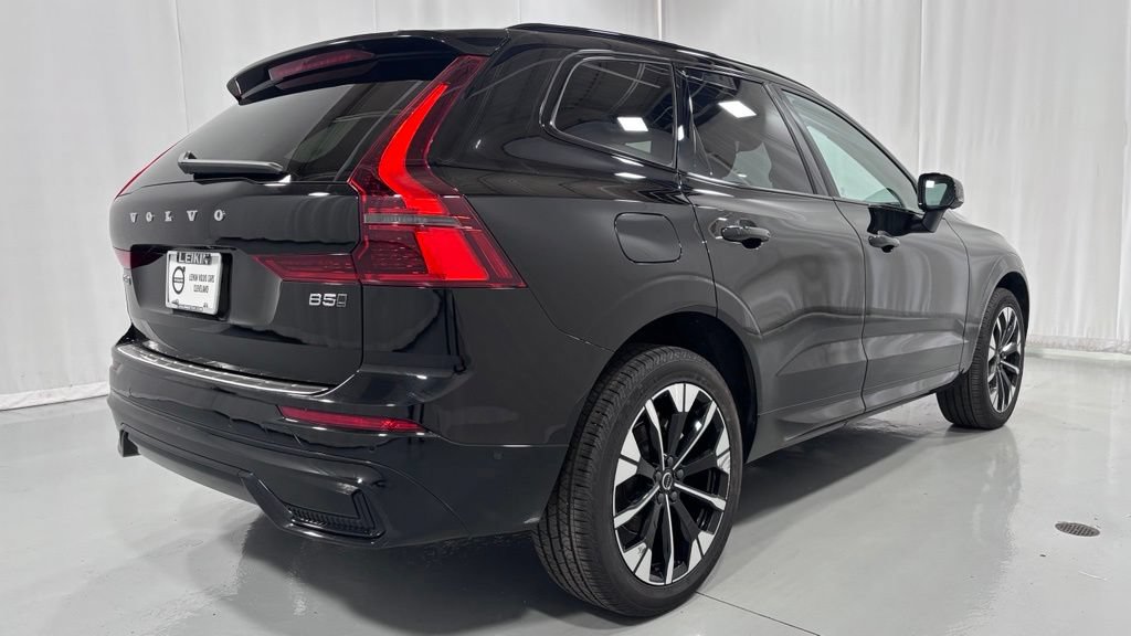 Certified 2026 Volvo XC60 B5 Plus AWD/4WD image 6