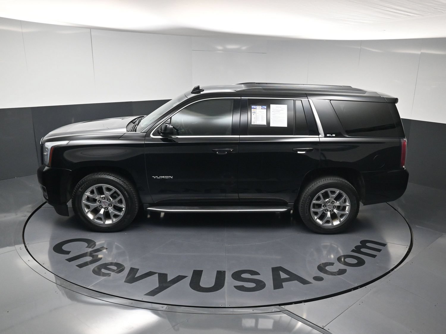 Used 2019 GMC Yukon SLE w/ SLE Value Package AWD/4WD image 29