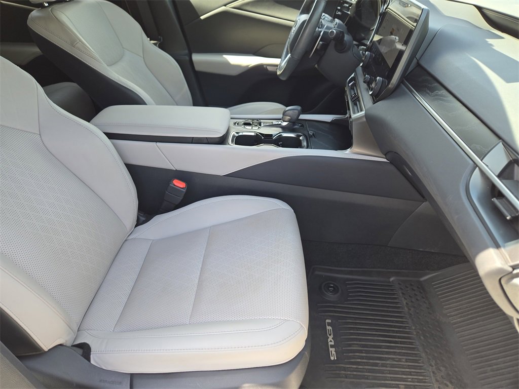 Used 2023 Lexus RX 350 Premium Plus w/ Accessory Package (Z1) image 13