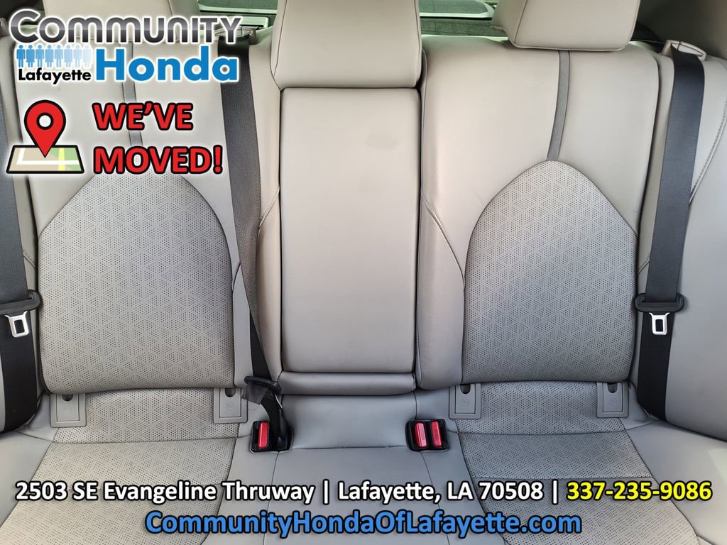 Used 2020 Toyota Camry XSE FWD image 34
