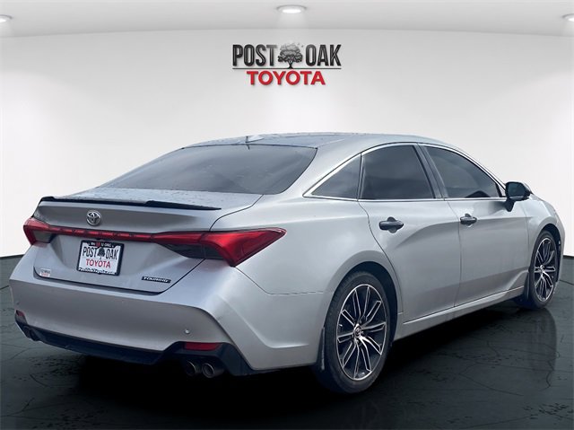 Used 2019 Toyota Avalon Touring w/ Advanced Safety Package image 7