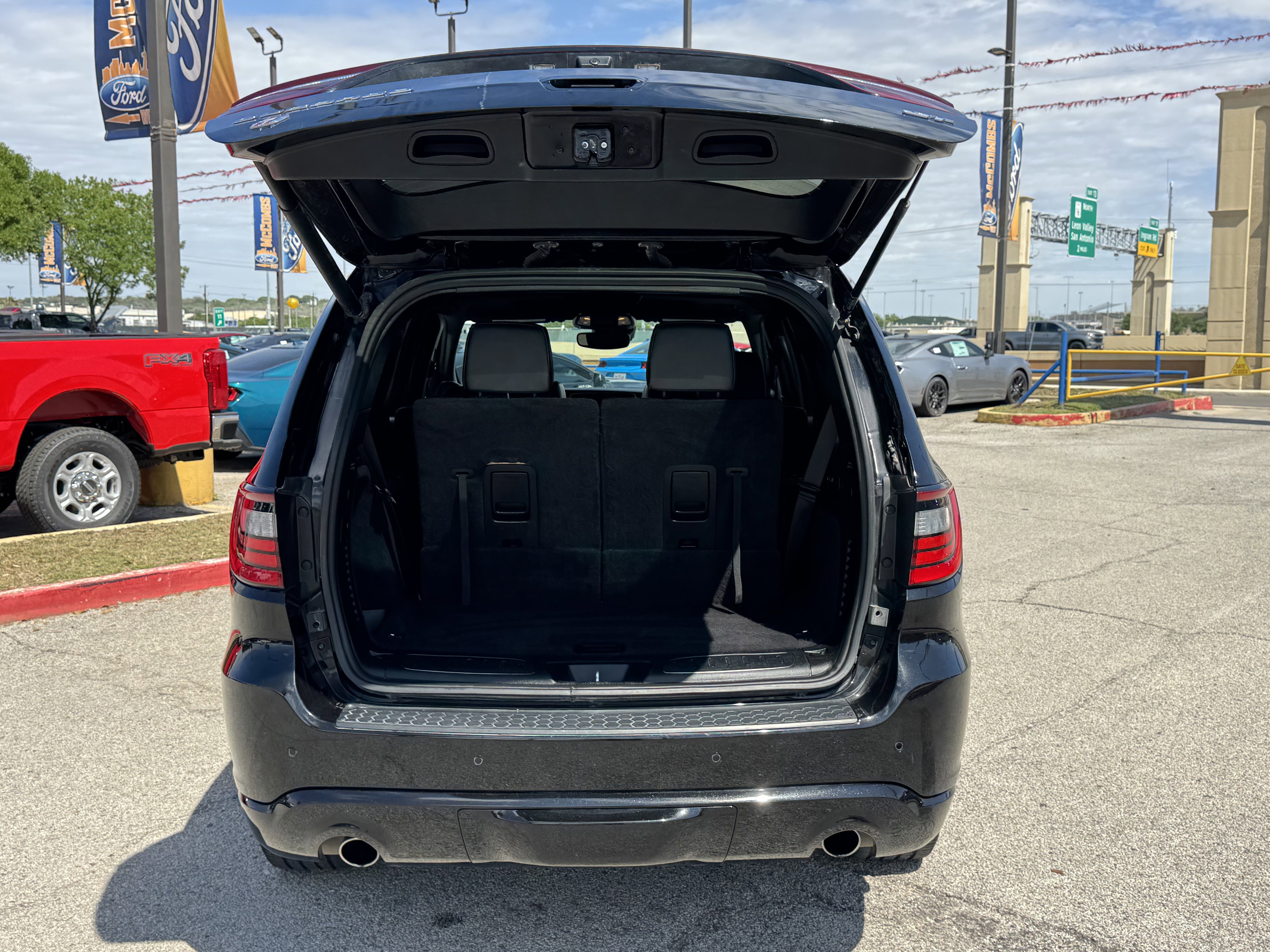 Used 2025 Dodge Durango GT image 9