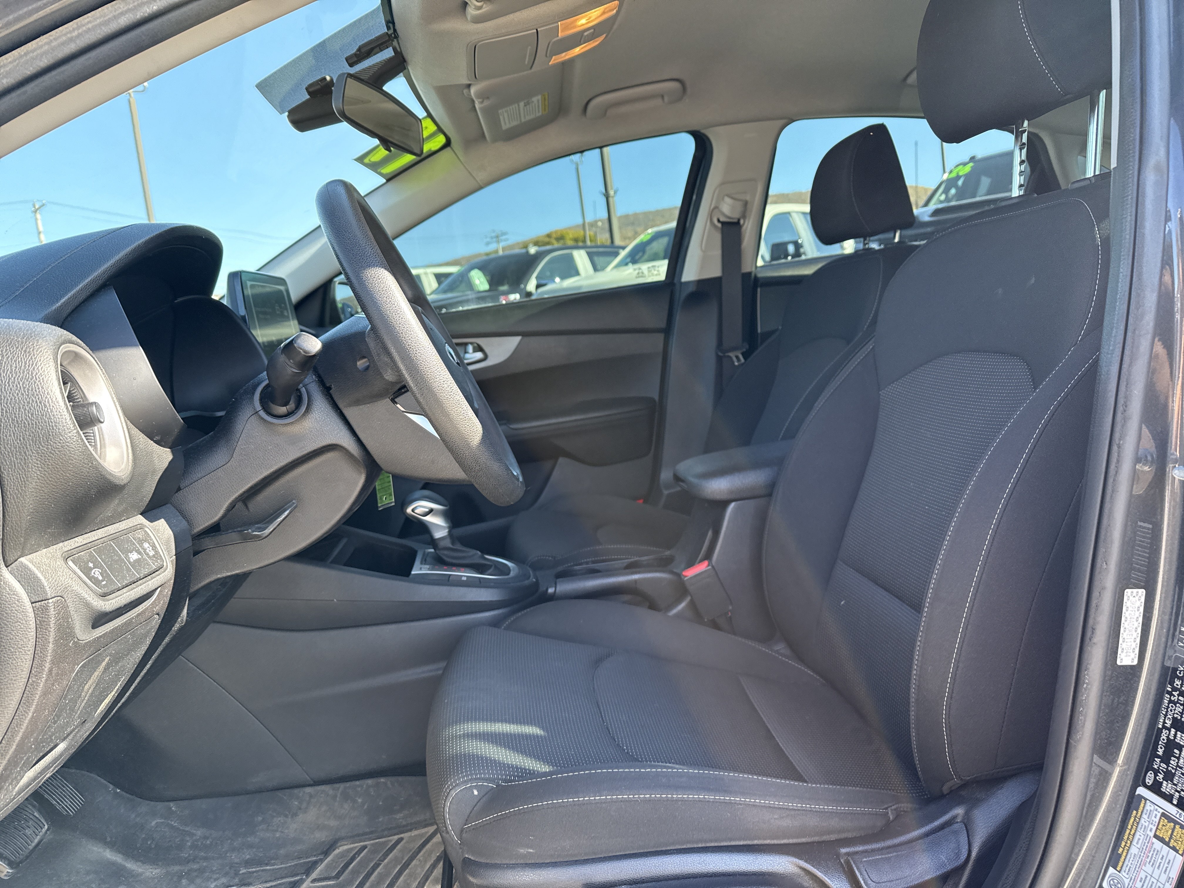 Used 2019 Kia Forte LXS FWD image 11
