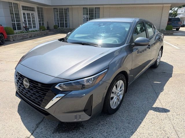 Used 2024 Nissan Sentra S FWD image 2