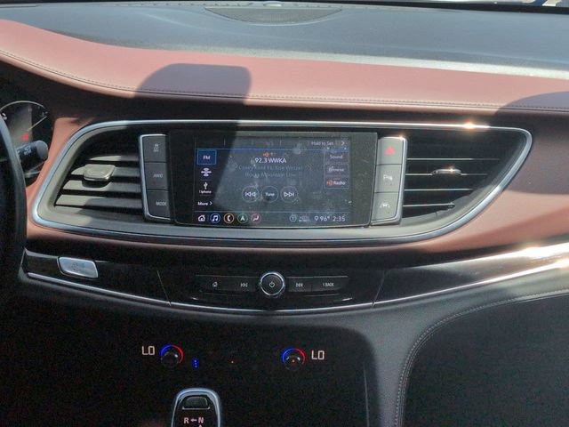 Used 2020 Buick Enclave Avenir w/ Avenir Technology Package AWD/4WD image 18