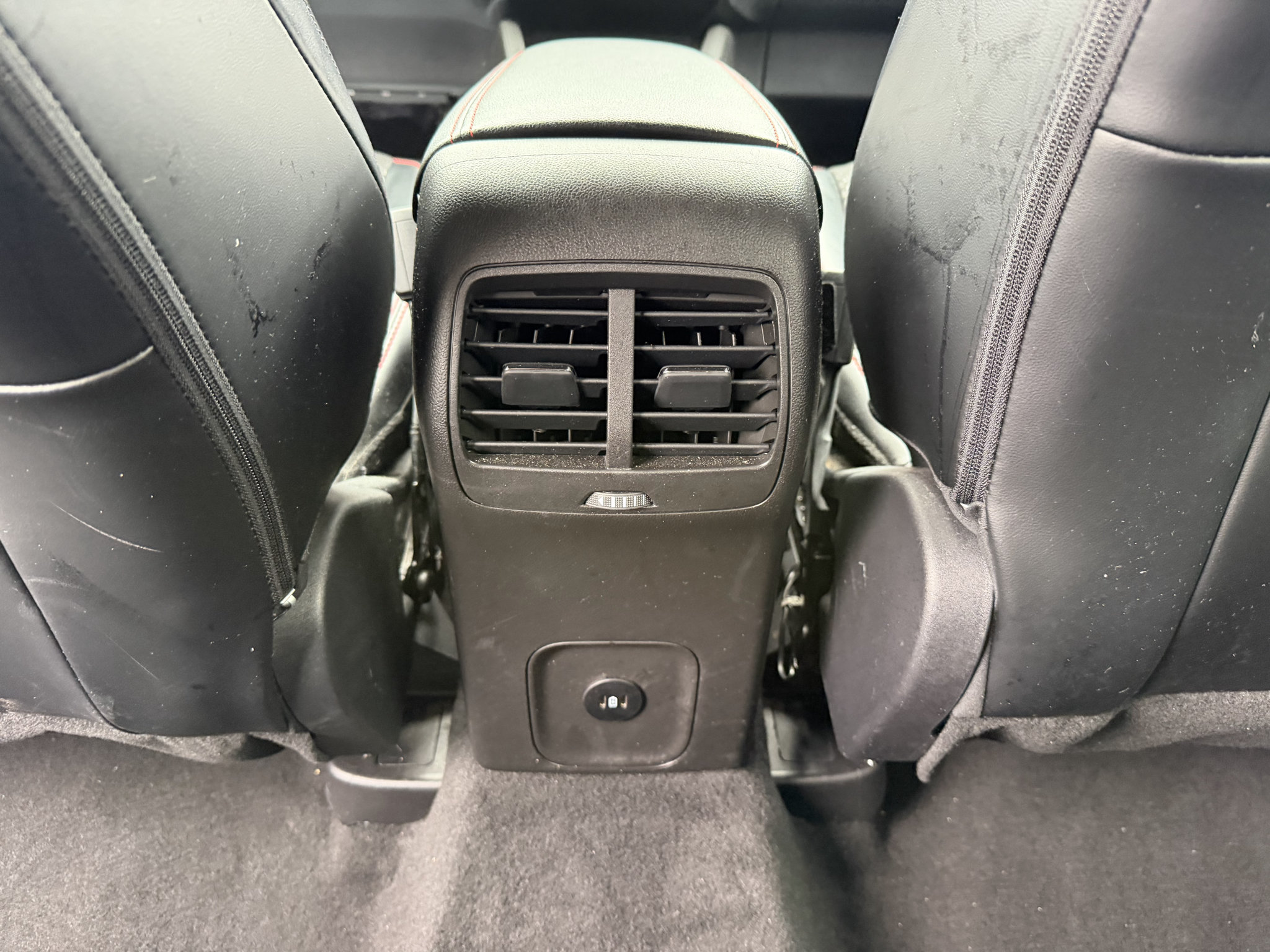 Used 2024 Ford Escape ST-Line w/ Tech Pack #1 AWD/4WD image 15