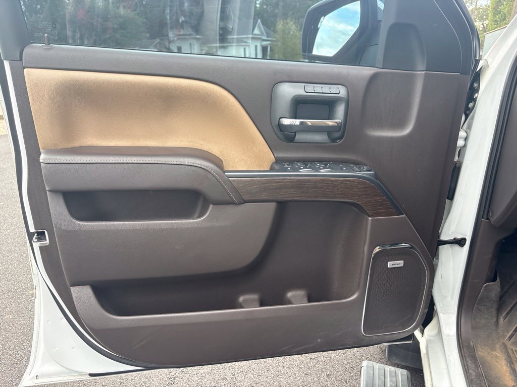 Used 2017 GMC Sierra 1500 Denali w/ Denali Ultimate Package AWD/4WD image 12
