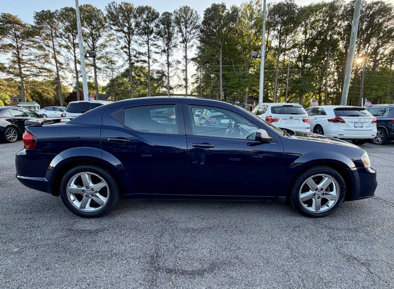 Used 2013 Dodge Avenger SE FWD image 5