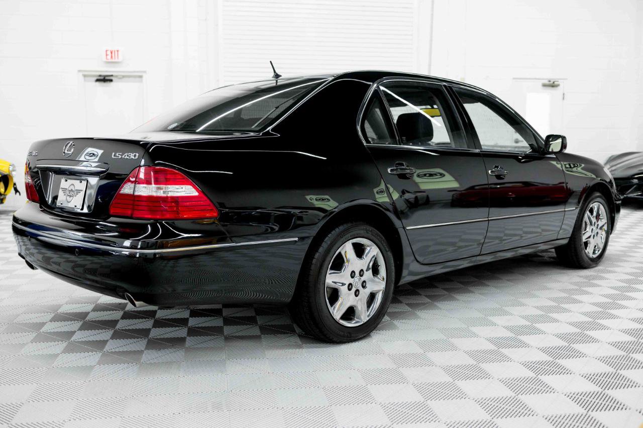 Used 2004 Lexus LS 430 RWD image 7