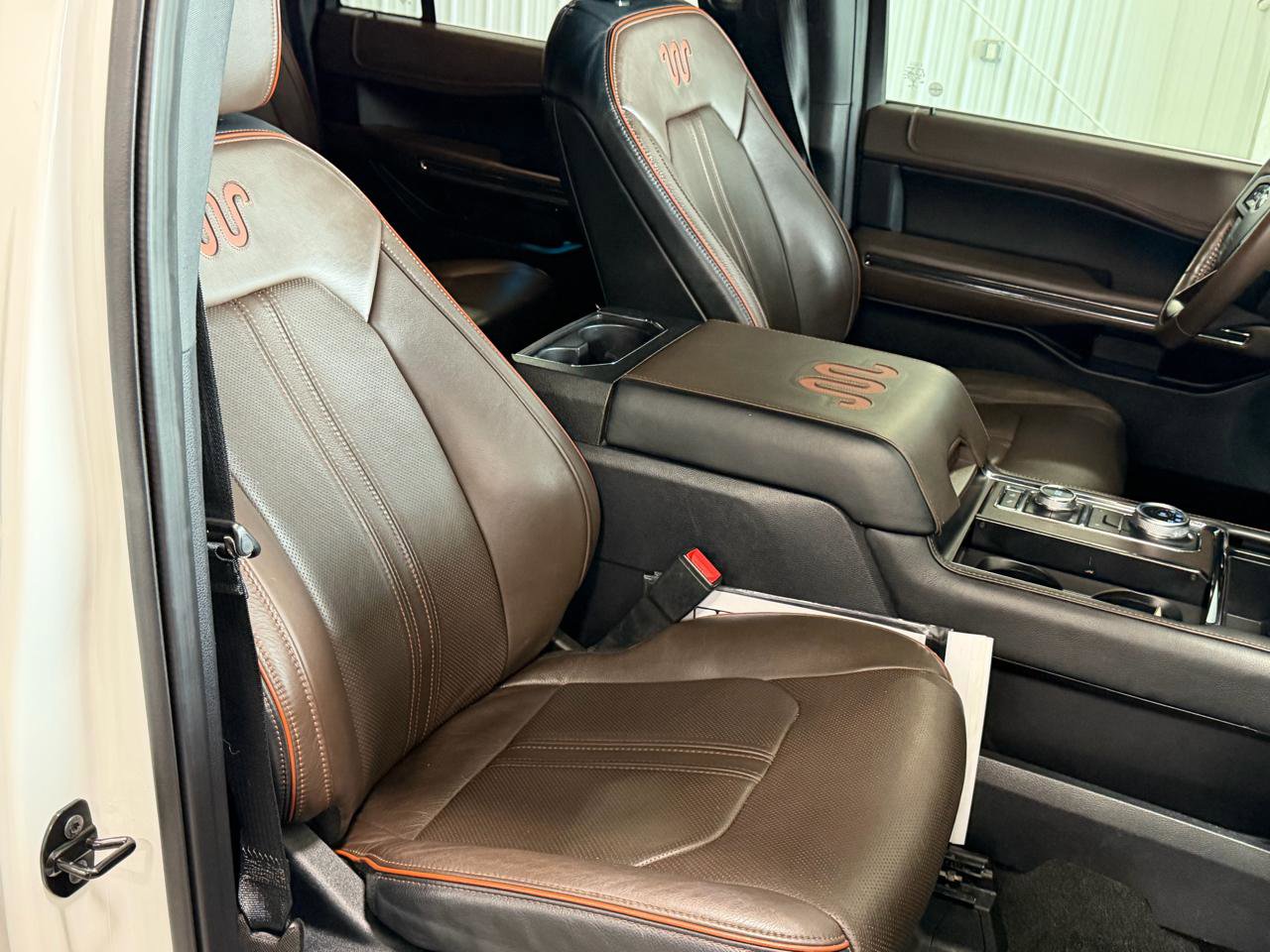 Used 2021 Ford Expedition Max King Ranch w/ Cargo Package image 19