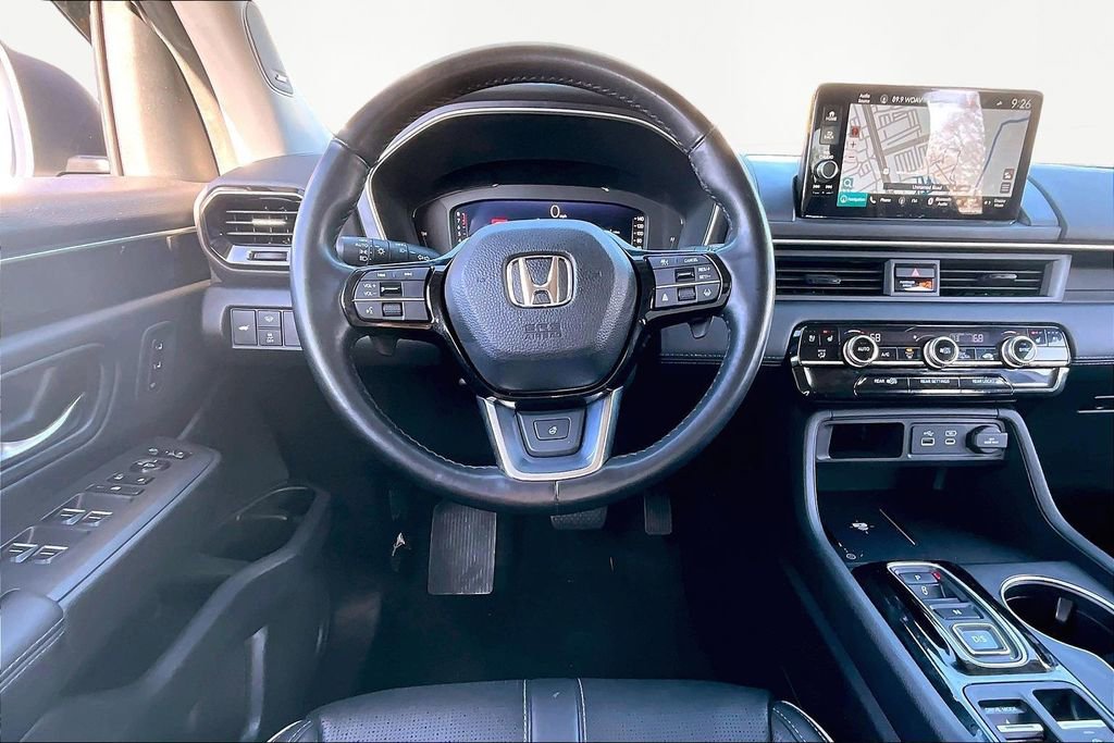 Used 2023 Honda Pilot Elite image 9