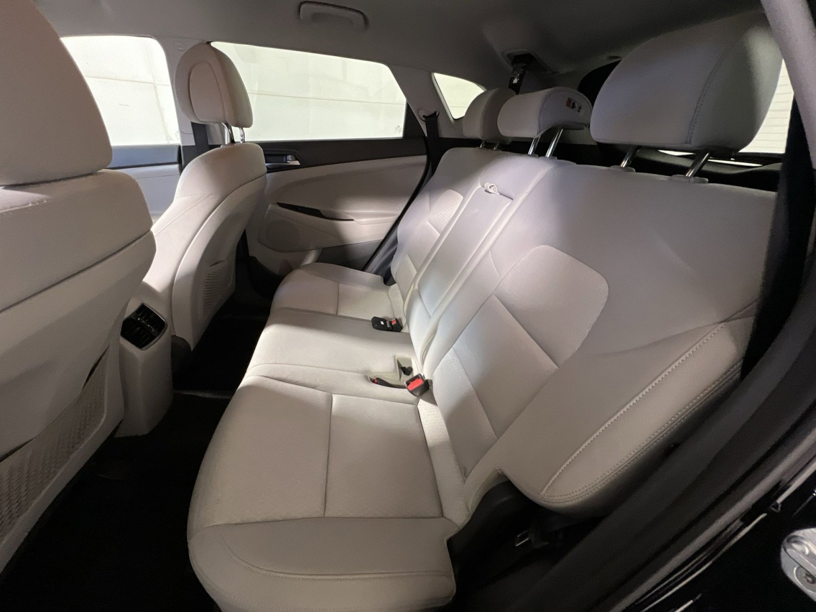 Used 2017 Hyundai Tucson Sport image 23