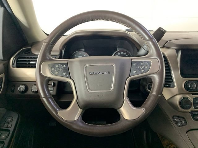 Used 2016 GMC Yukon XL Denali w/ Open Road Package AWD/4WD image 30