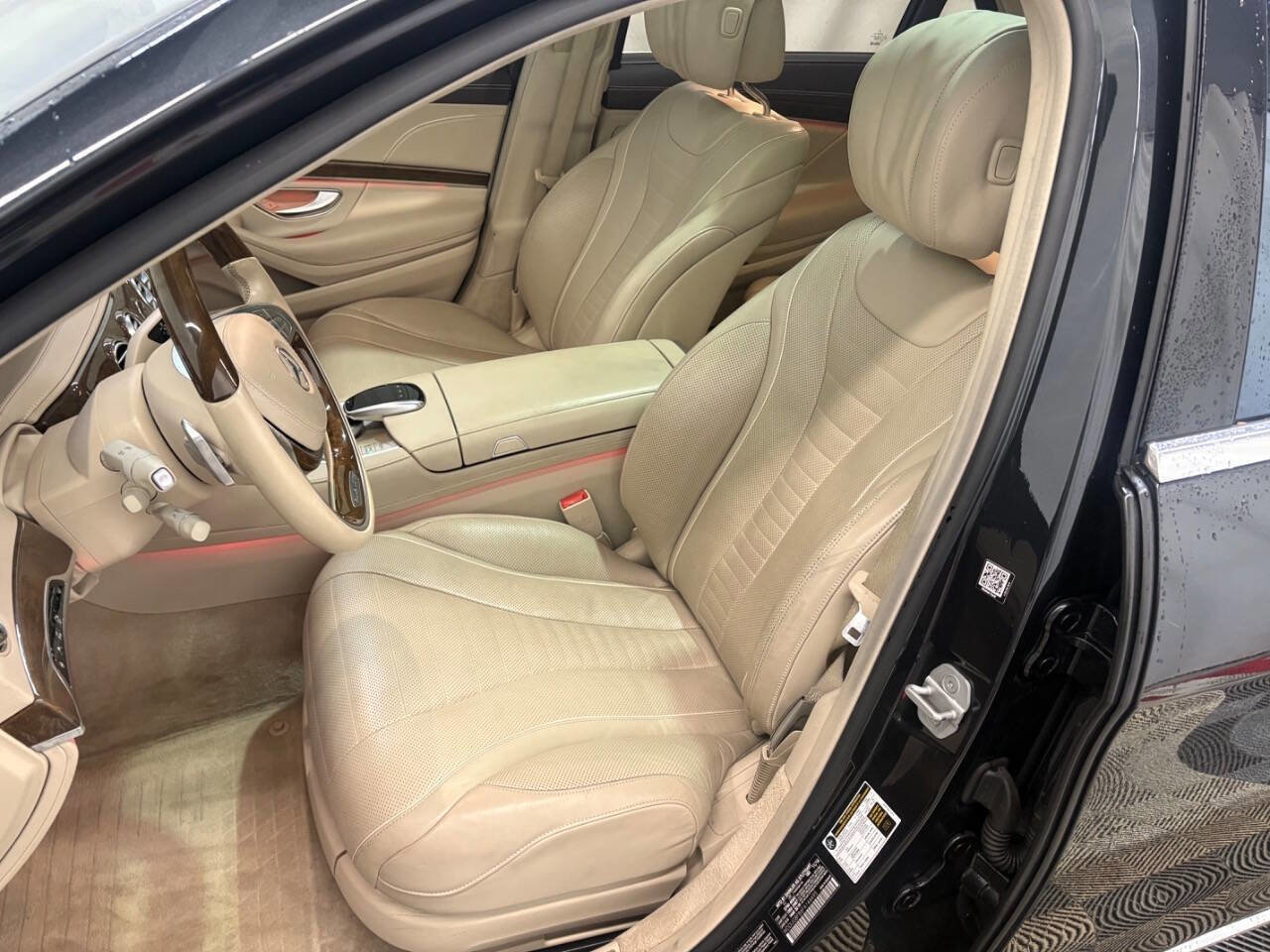 Used 2015 Mercedes-Benz S 550 4MATIC Sedan image 21