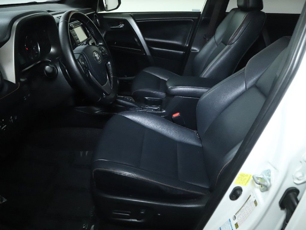 Used 2017 Toyota RAV4 SE w/ Power Extra Value Package AWD/4WD image 20