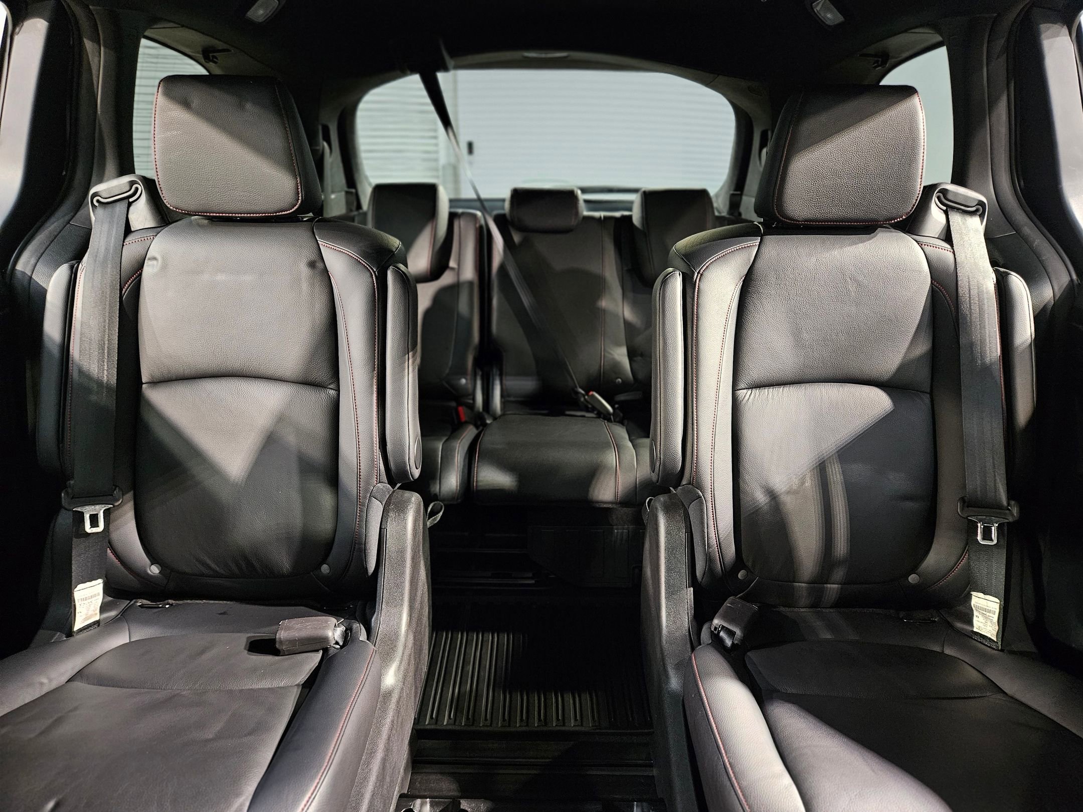 Used 2023 Honda Odyssey Sport image 13