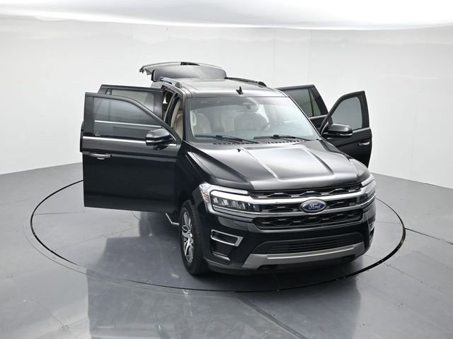 Used 2023 Ford Expedition Limited image 48