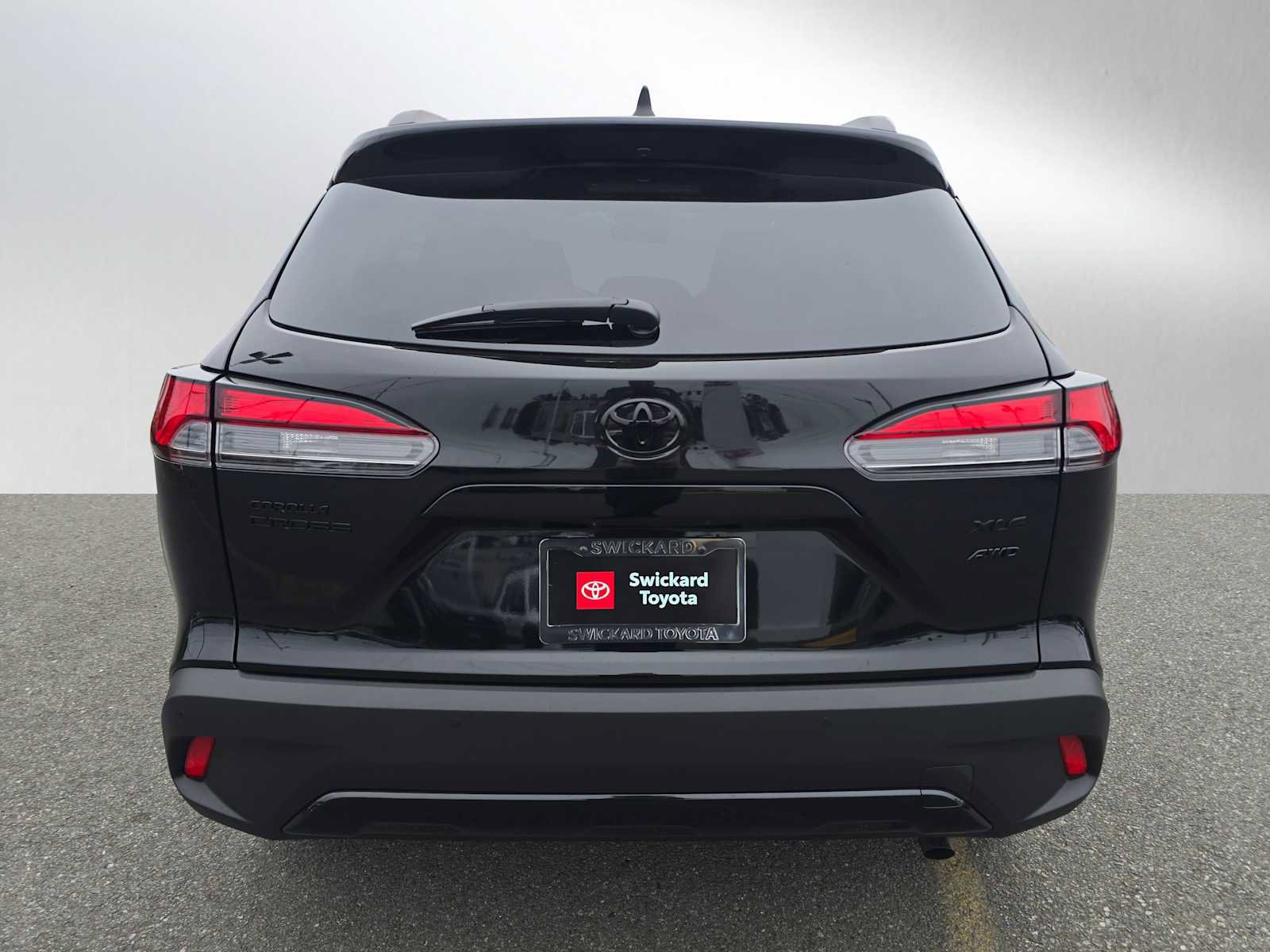 New 2026 Toyota Corolla Cross XLE AWD/4WD image 4