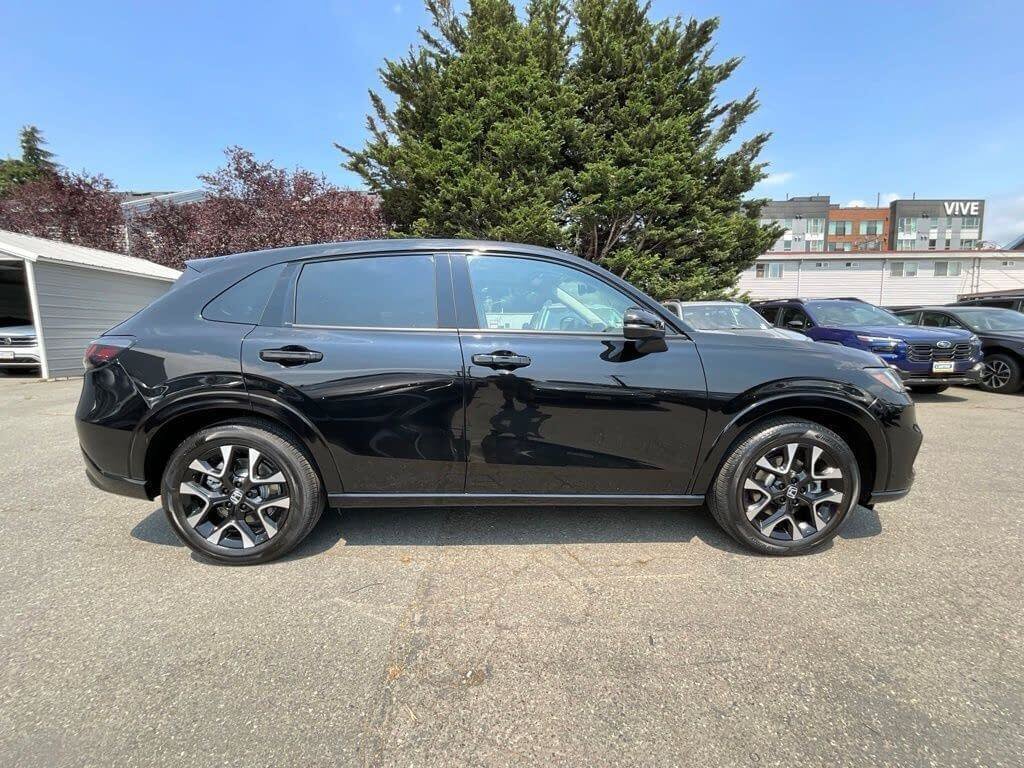 Used 2026 Honda HR-V EX-L image 9