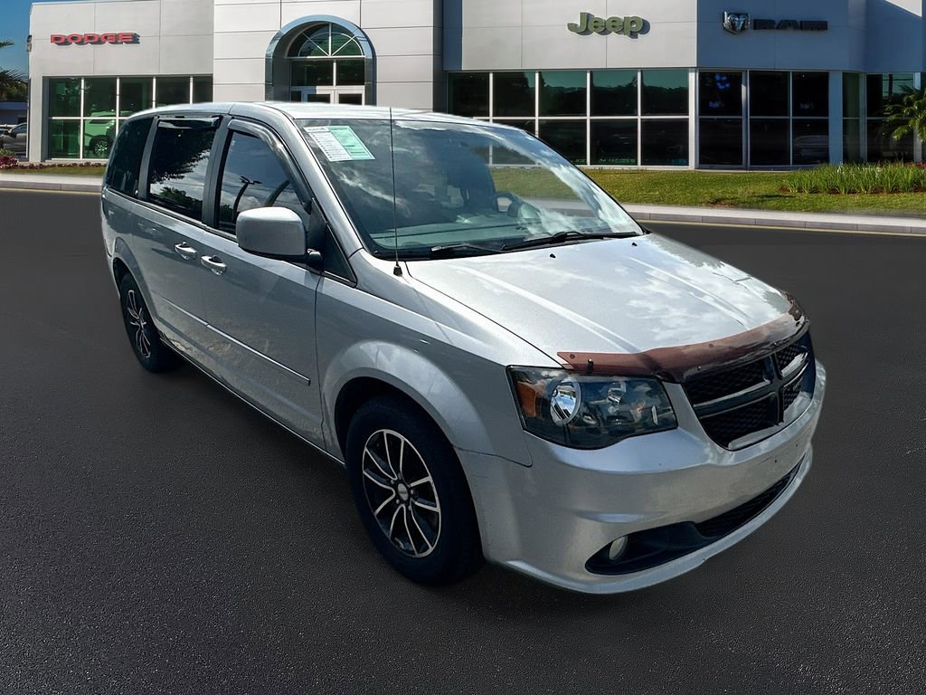 Used 2017 Dodge Grand Caravan SXT w/ Blacktop Package