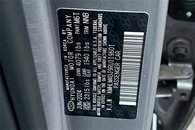 New 2024 Hyundai Elantra Blue image 24