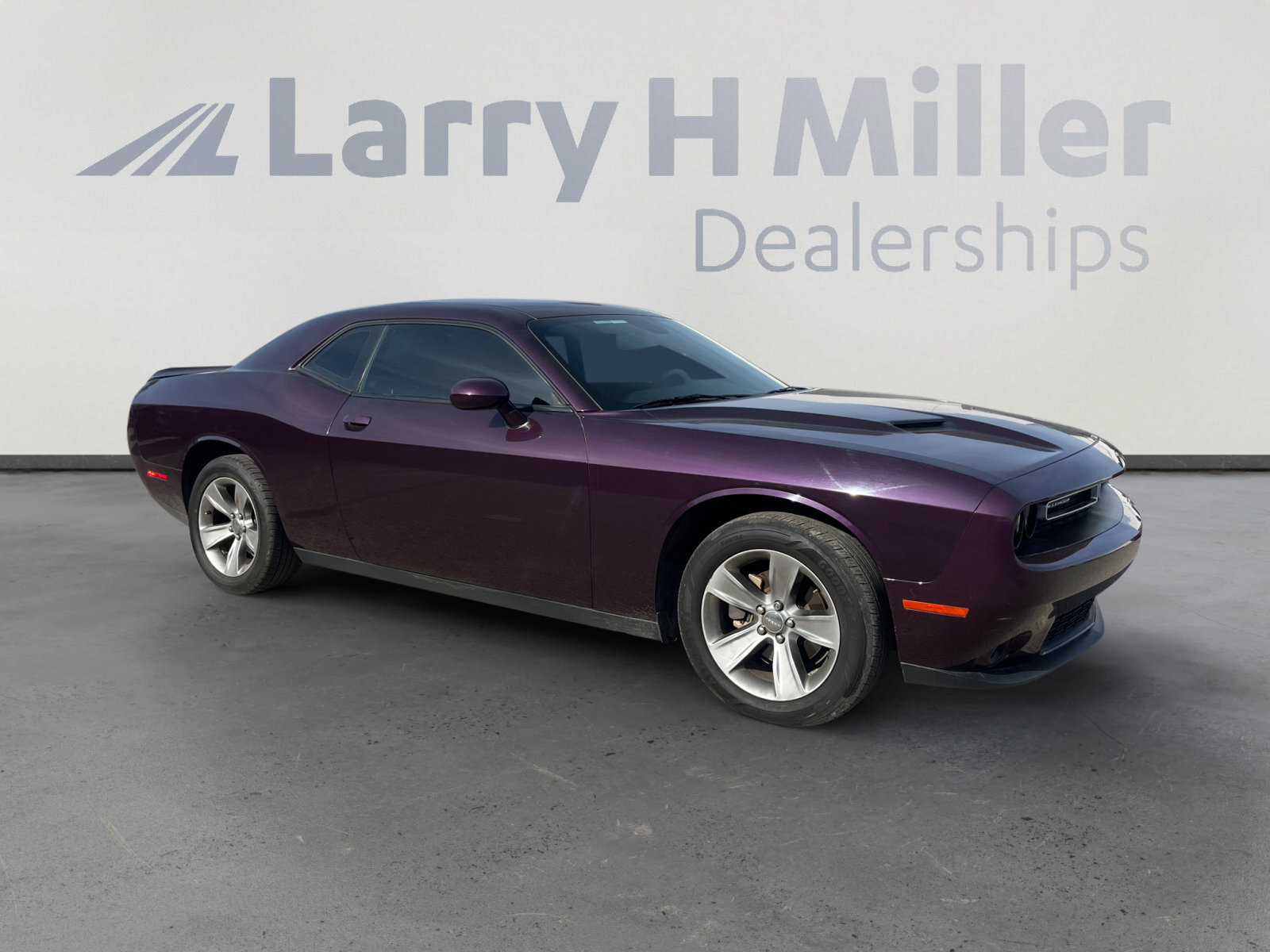 Certified 2021 Dodge Challenger SXT image 7