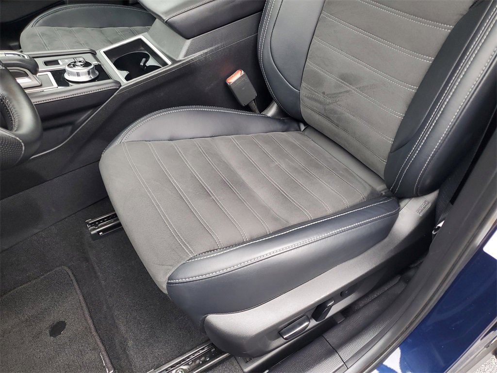 Used 2023 Mitsubishi Outlander SE image 21