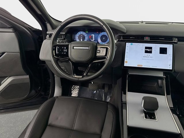 Used 2025 Land Rover Range Rover Velar S image 25