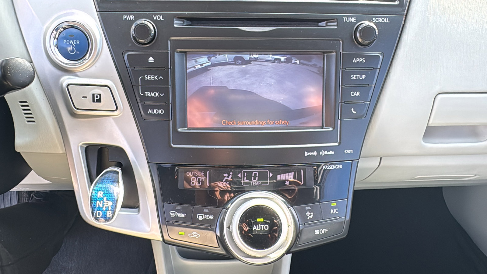 Used 2013 Toyota Prius V image 19