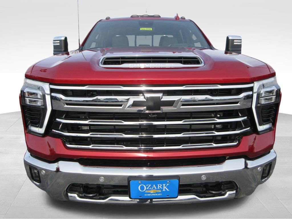 New 2026 Chevrolet Silverado 3500 LTZ w/ LTZ Premium Package image 9