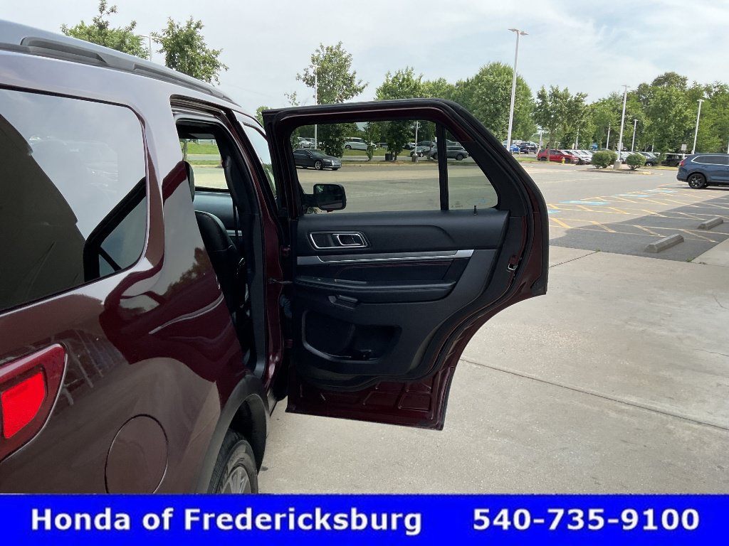 Used 2018 Ford Explorer Sport AWD/4WD image 17