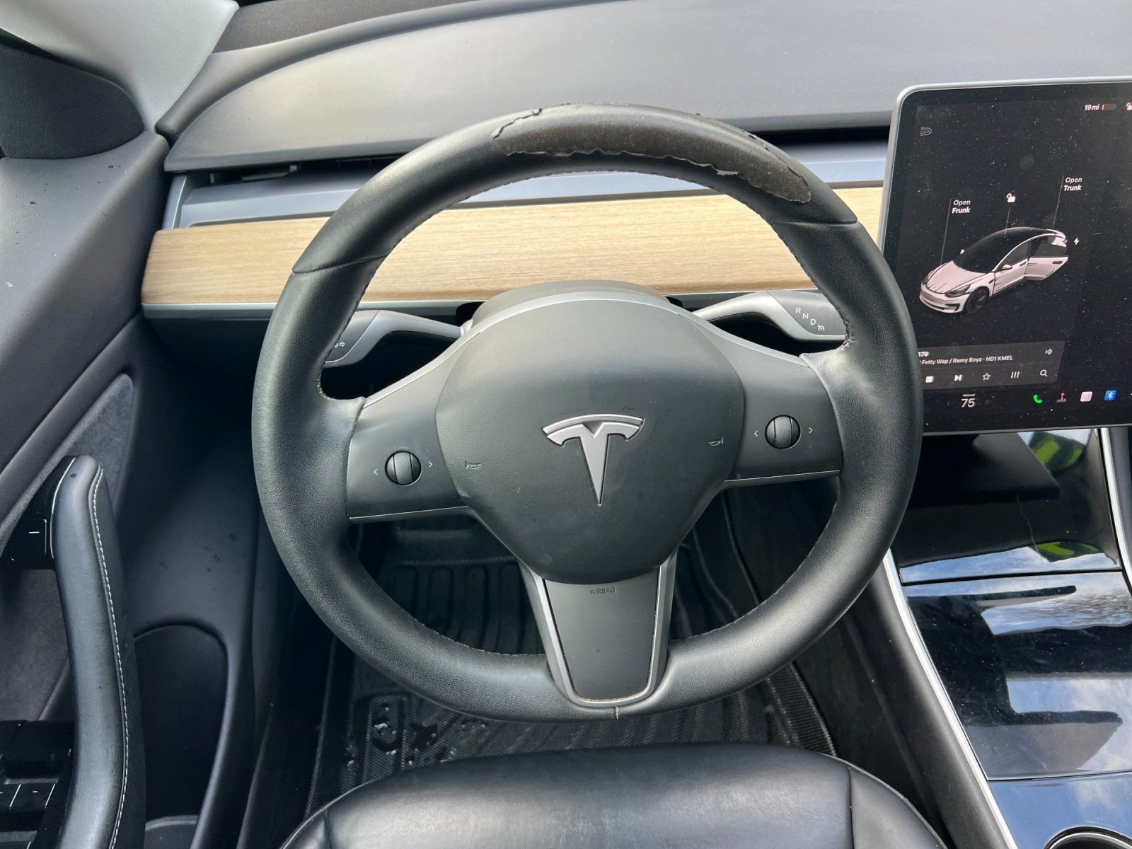 Used 2019 Tesla Model 3 Standard Range Plus image 14
