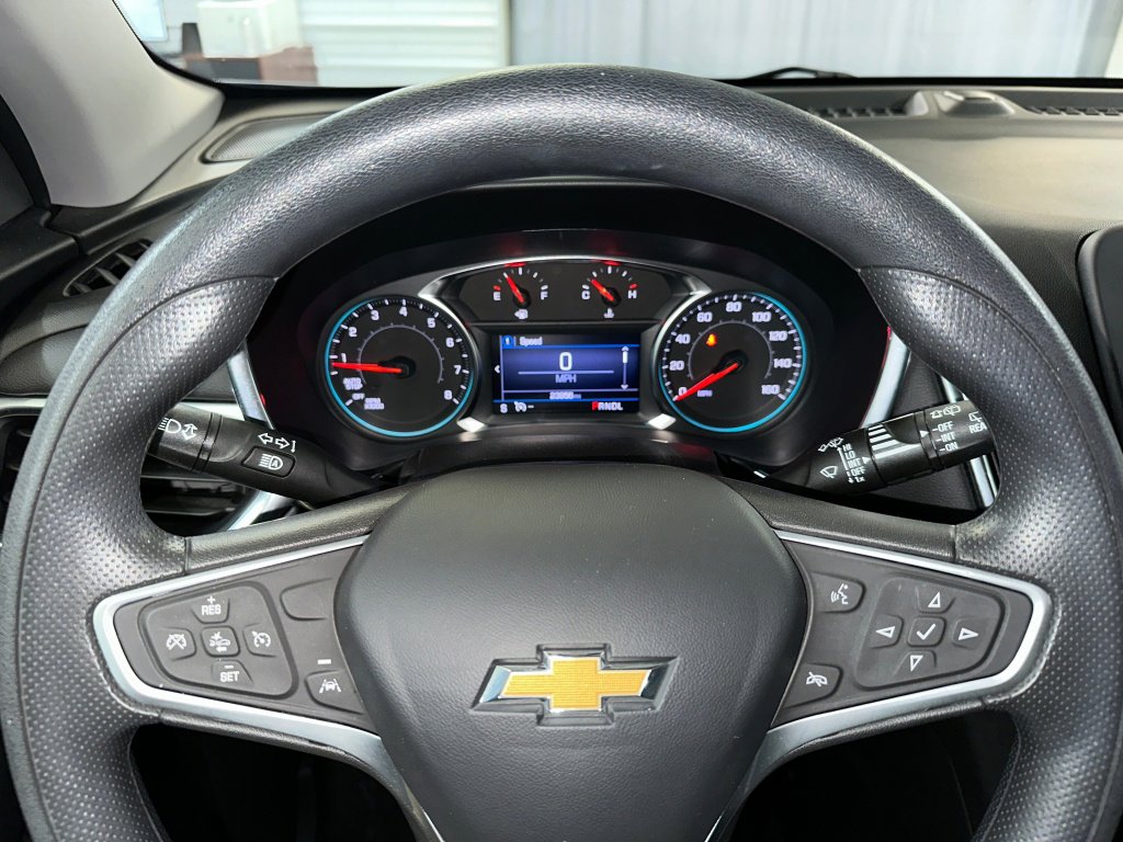 Used 2022 Chevrolet Equinox LT w/ LPO, Floor Liner Package image 6