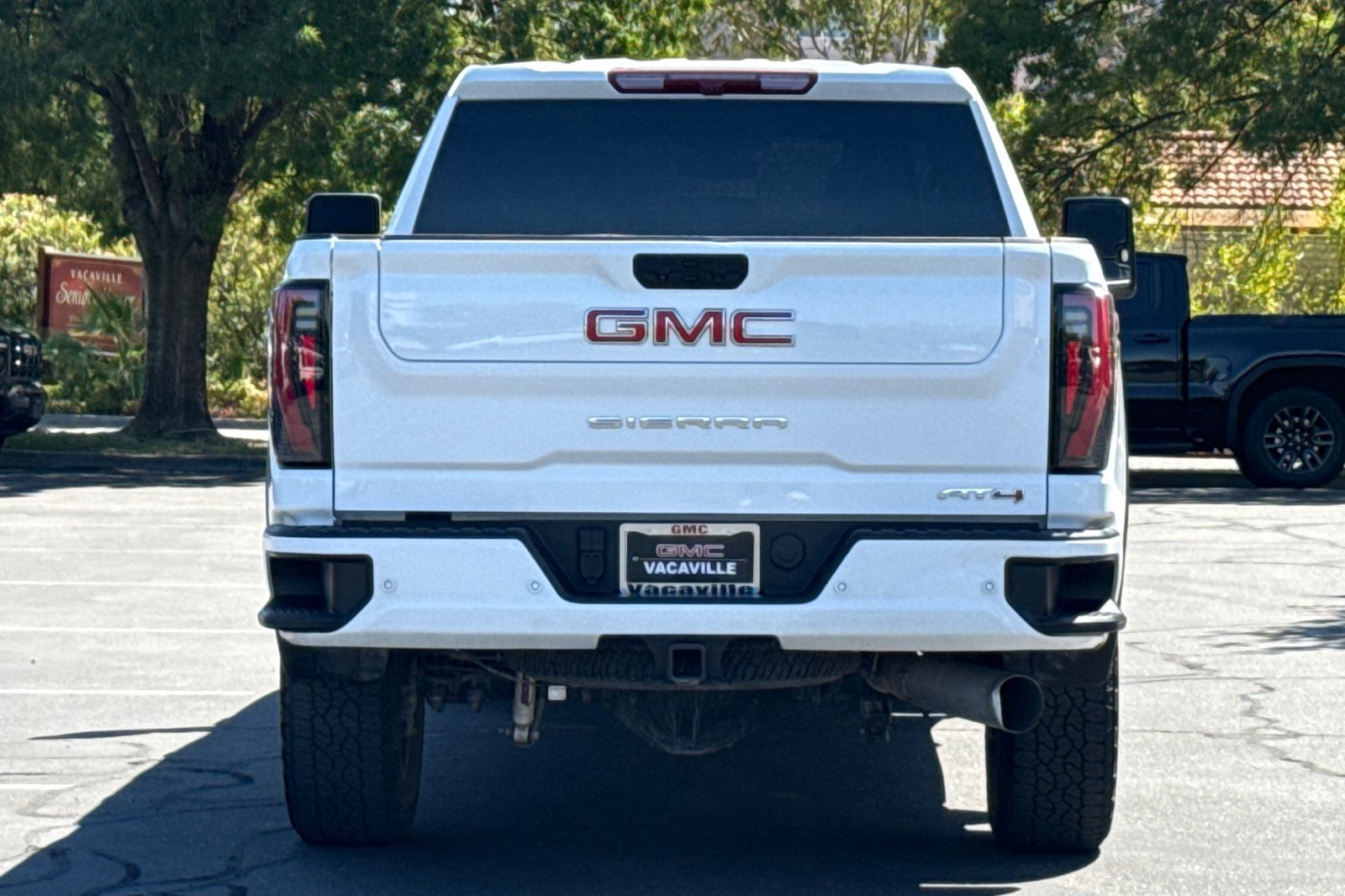 Used 2026 GMC Sierra 2500 AT4 AWD/4WD image 6