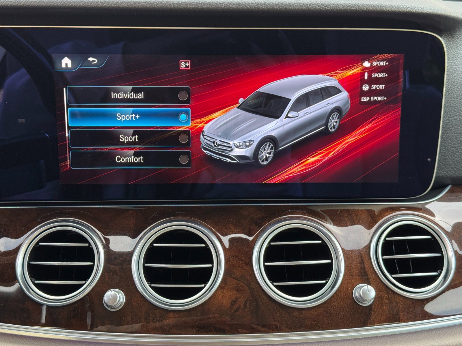 Used 2023 Mercedes-Benz E 450 4MATIC All-Terrain Wagon image 33