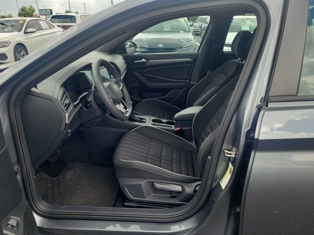 Used 2022 Volkswagen Jetta Sport FWD image 13