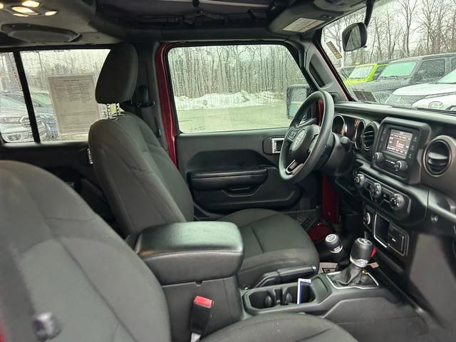 Used 2021 Jeep Wrangler Unlimited Sport AWD/4WD image 31