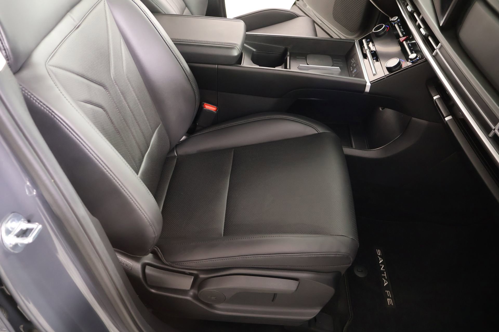 Certified 2026 Hyundai Santa Fe SEL FWD image 13