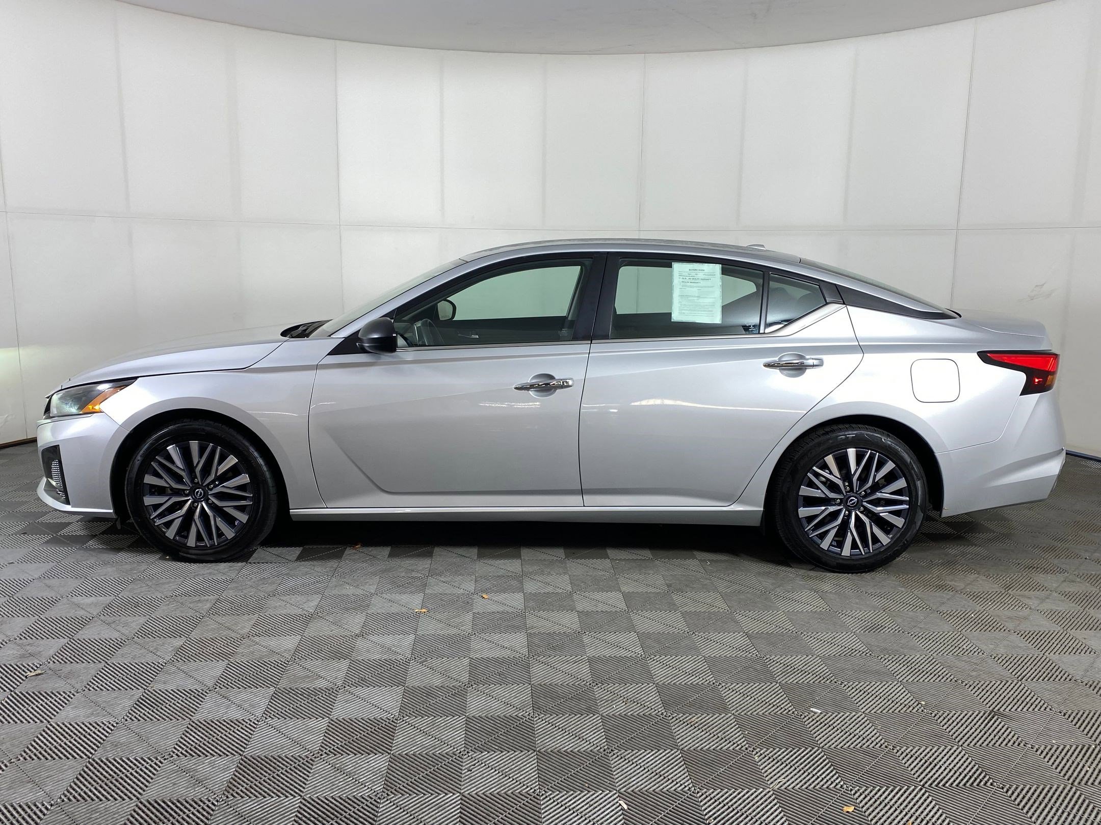 Used 2024 Nissan Altima 2.5 SV video 2