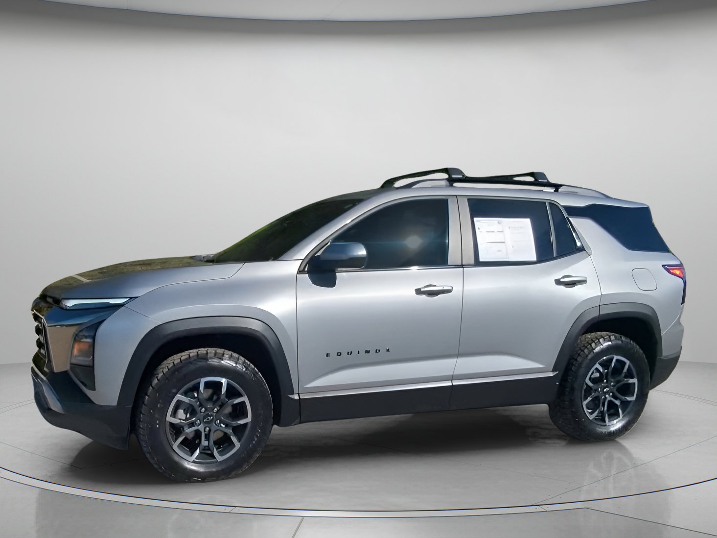 Used 2025 Chevrolet Equinox ACTIV w/ Convenience Package III image 14