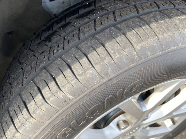 Used 2023 Jeep Grand Cherokee Limited AWD/4WD image 24