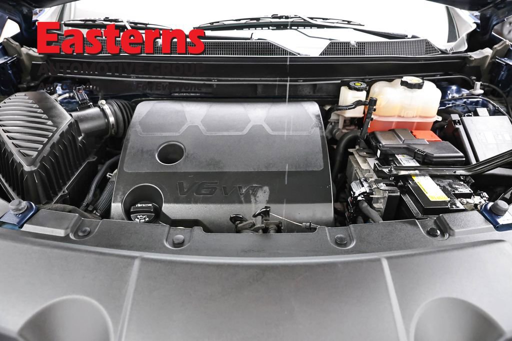 Used 2023 Chevrolet Traverse LT AWD/4WD image 7