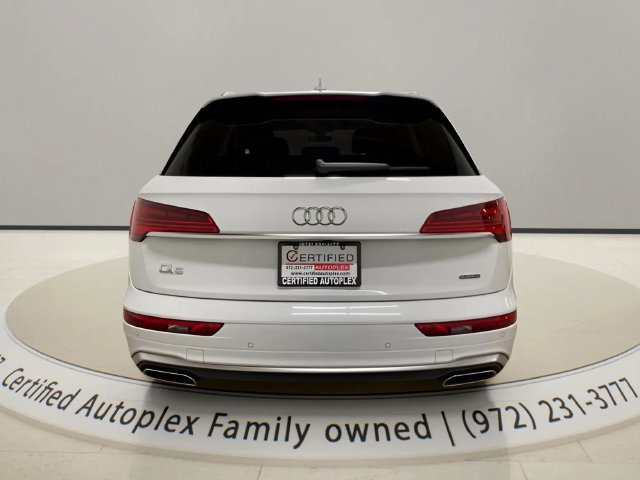 Used 2023 Audi Q5 2.0T Premium w/ Convenience Package AWD/4WD image 4
