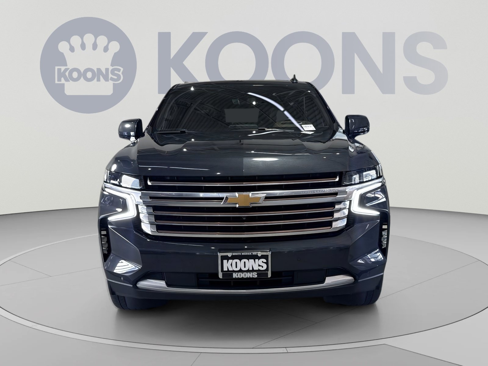 Used 2022 Chevrolet Tahoe High Country w/ Premium Package 2 AWD/4WD image 4