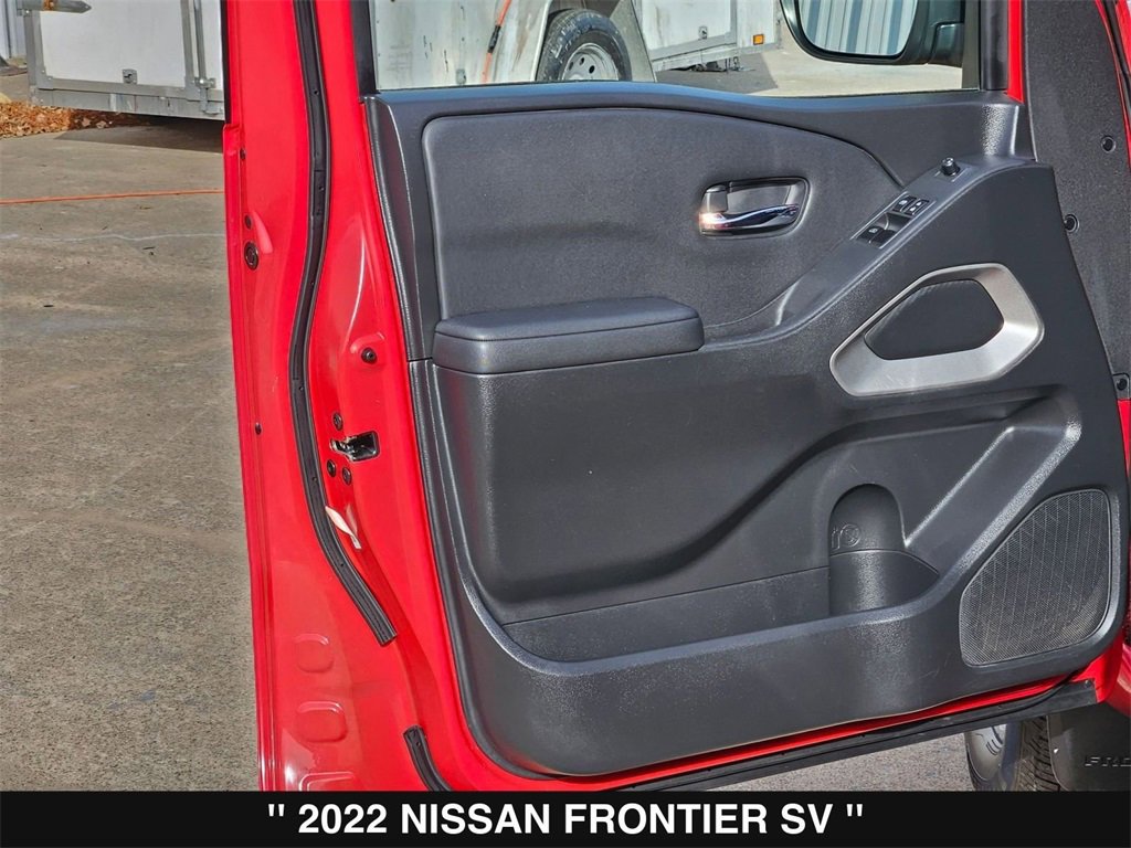 Used 2022 Nissan Frontier SV w/ Technology Package image 14