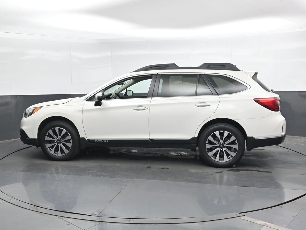 Used 2017 Subaru Outback 2.5i Limited AWD/4WD image 9