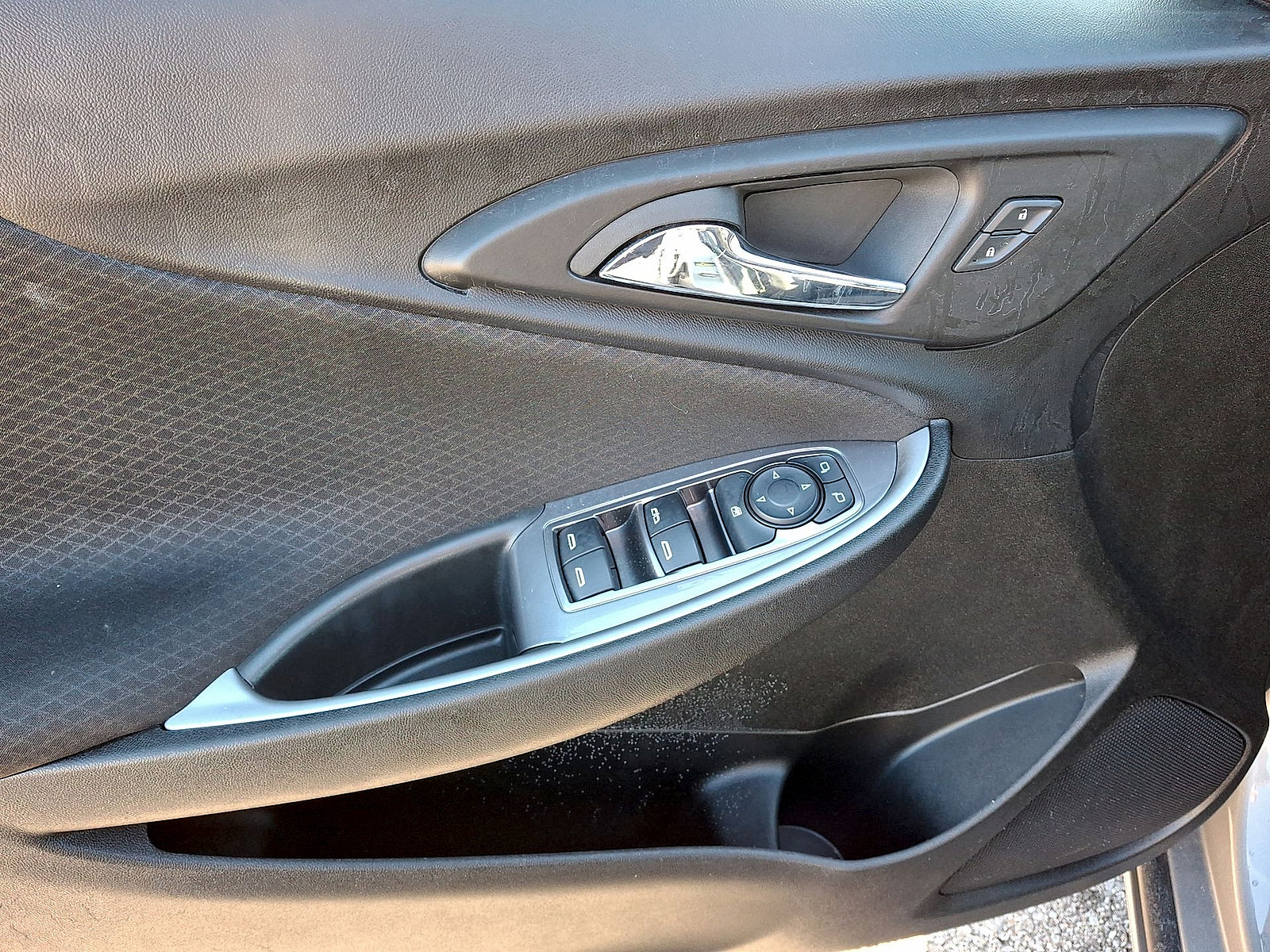 Used 2023 Chevrolet Malibu LT FWD image 10