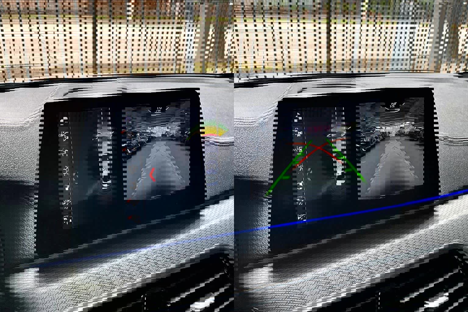 Used 2017 BMW 540i xDrive image 26