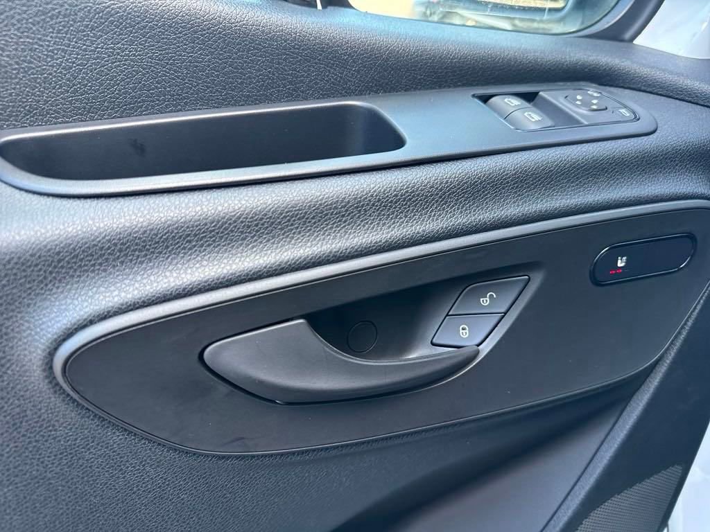 Used 2024 Mercedes-Benz Sprinter 3500 image 11