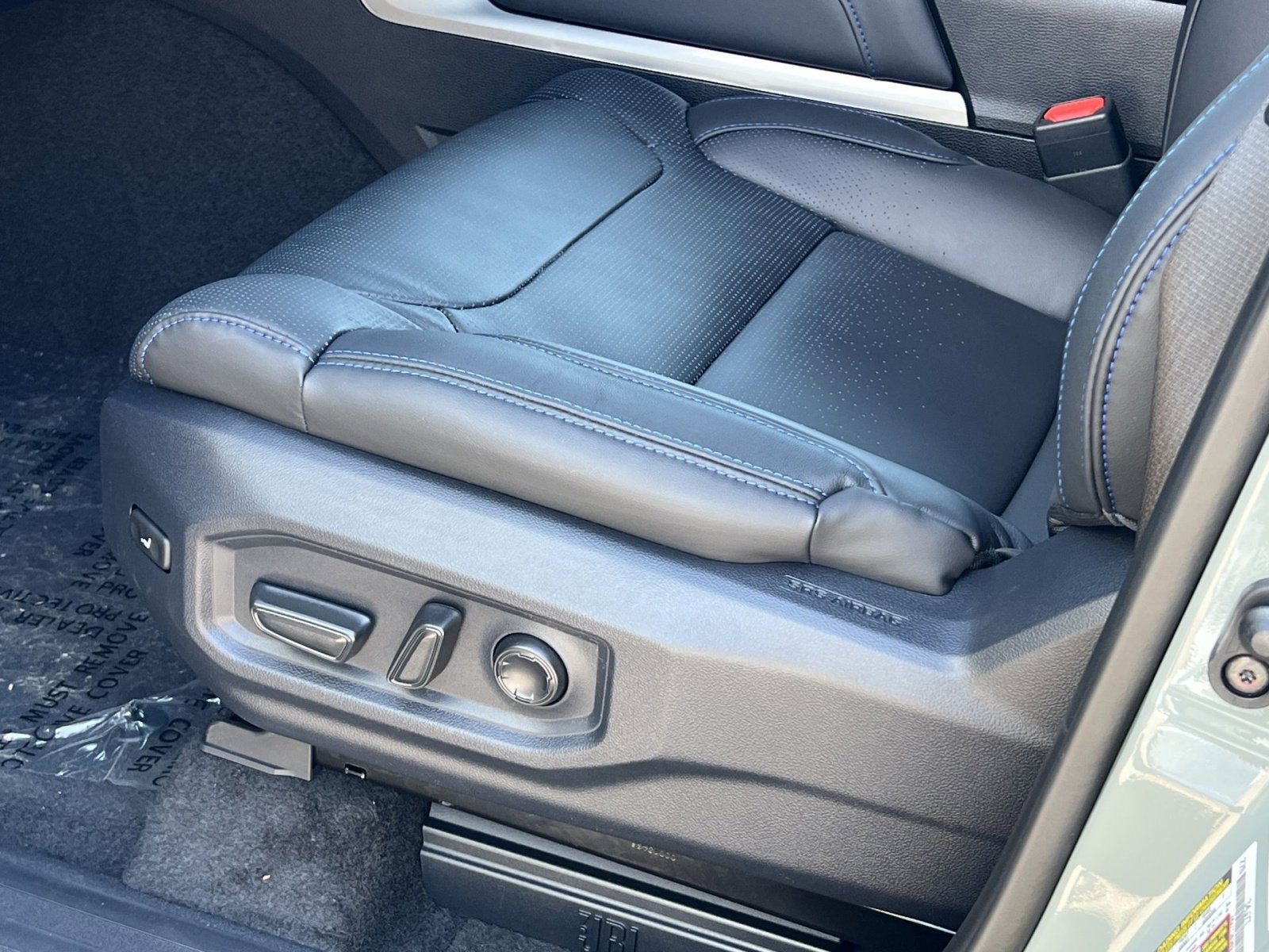 New 2026 Toyota Sequoia Platinum AWD/4WD image 8